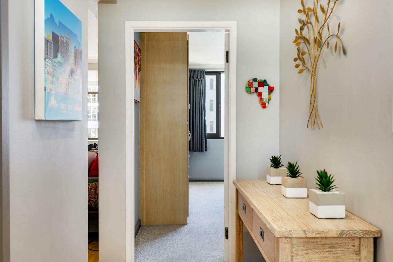 Backup-Powered Bantry Bay View 2 Bed Apartment Cape Town Luaran gambar