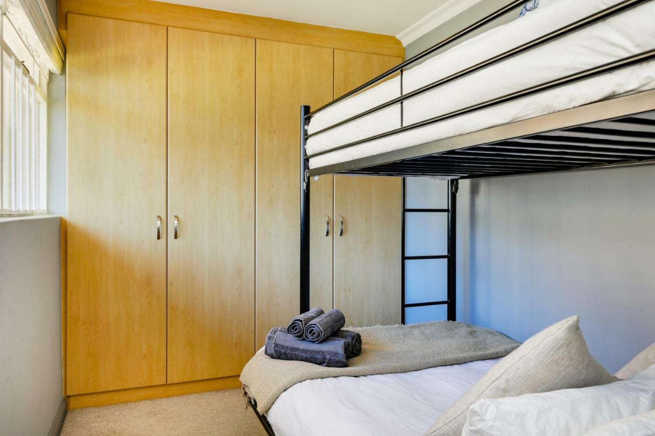 Backup-Powered Bantry Bay View 2 Bed Apartment Cape Town Luaran gambar